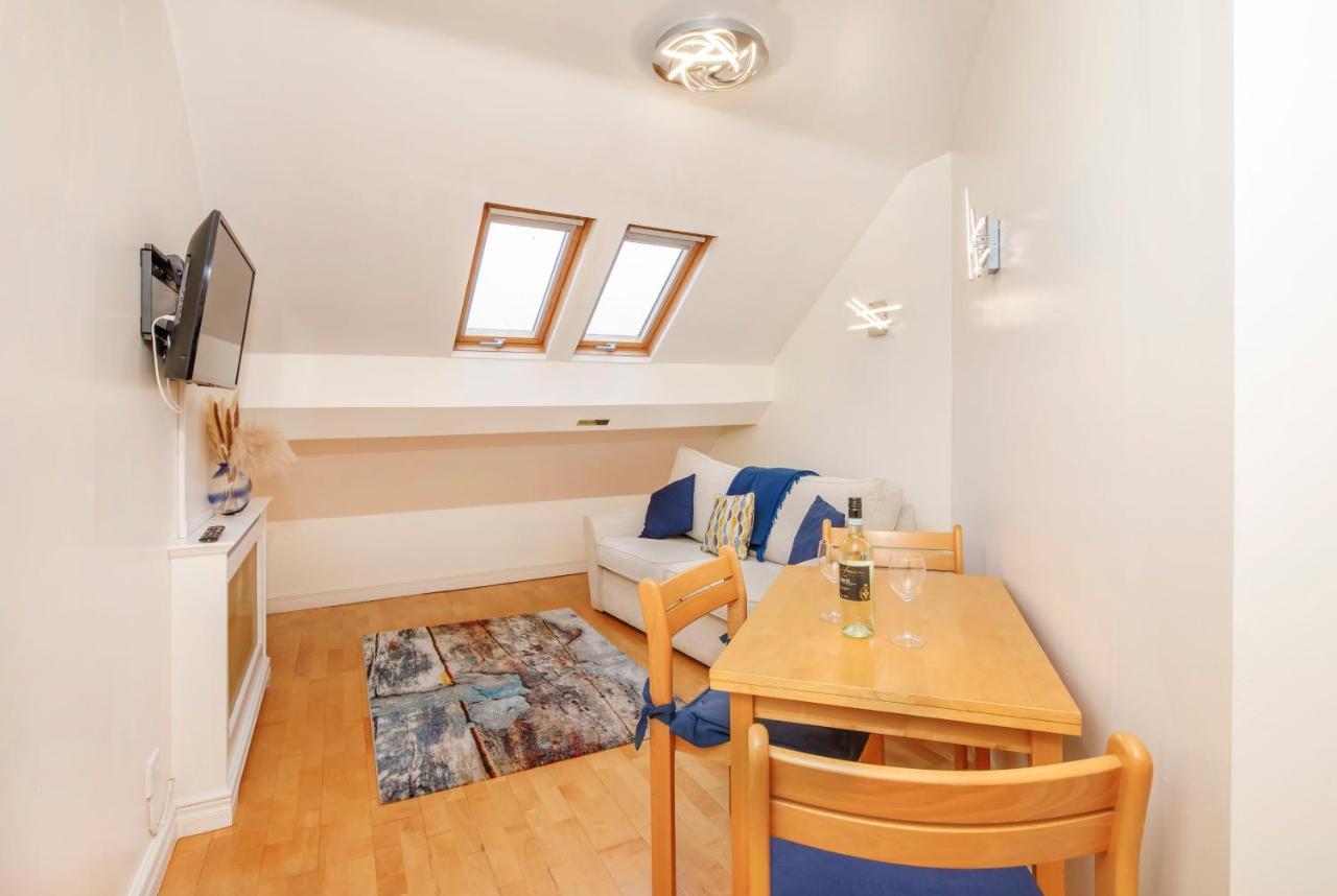 Shambles Suites In The Centre Of York, Sleeps 16 Exteriör bild