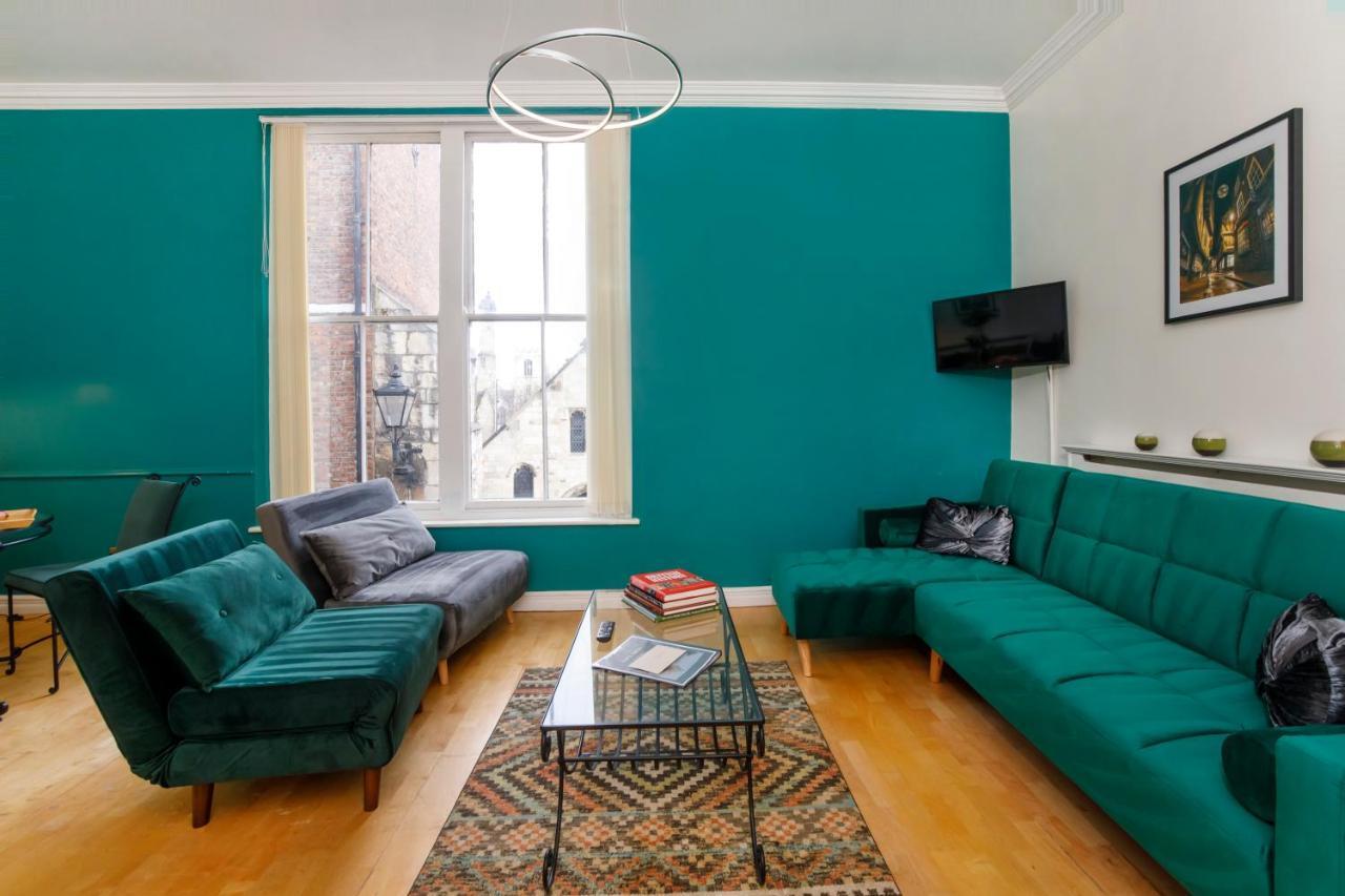 Shambles Suites In The Centre Of York, Sleeps 16 Exteriör bild