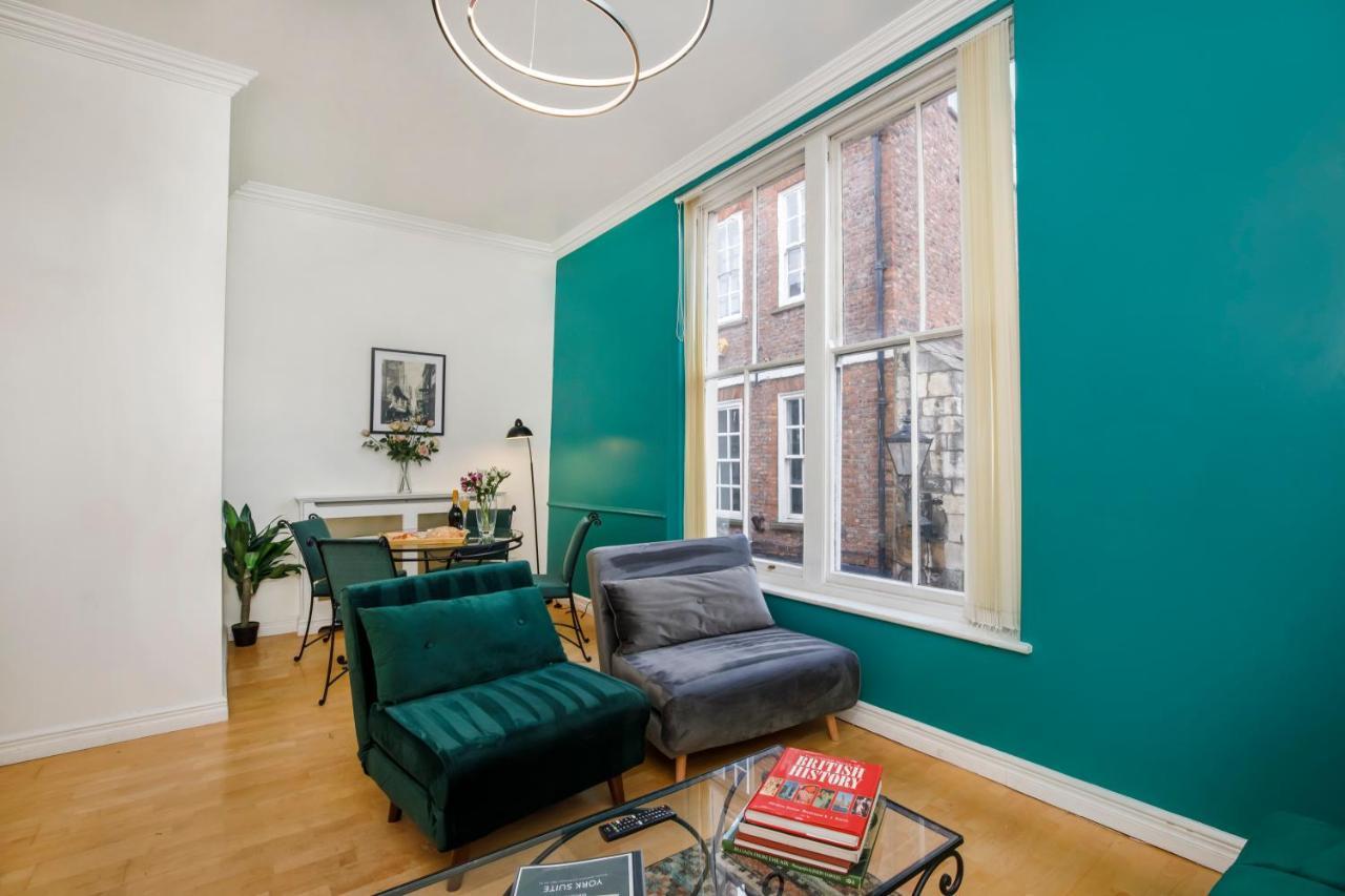 Shambles Suites In The Centre Of York, Sleeps 16 Exteriör bild